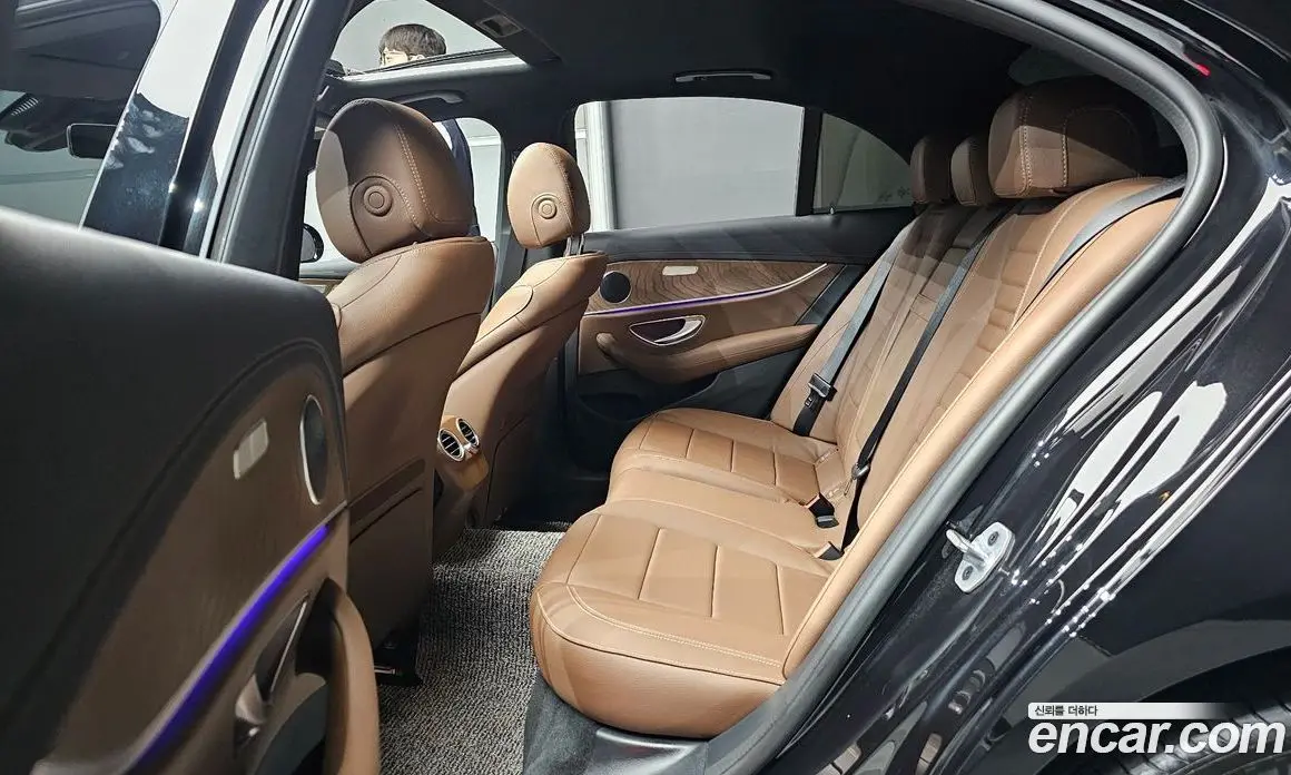 Mercedes-Benz E-Class 2023 2.0 автомат (гидро), фото 18 Mercedes-Benz E-Class 2023 2.0 автомат (гидро), фото 18