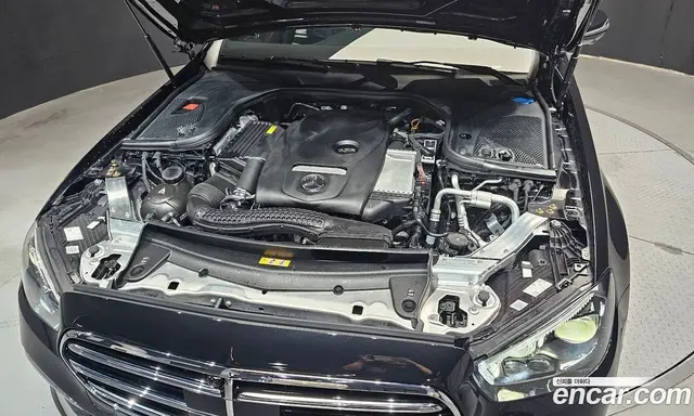 Mercedes-Benz E-Class 2023 2.0 автомат (гидро), миниатюра 6 Mercedes-Benz E-Class 2023 2.0 автомат (гидро), миниатюра 6