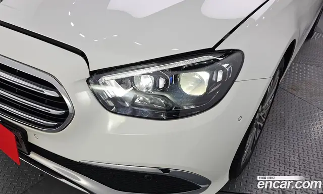 Mercedes-Benz E-Class 2023 2.0 автомат (гидро), миниатюра 8 Mercedes-Benz E-Class 2023 2.0 автомат (гидро), миниатюра 8