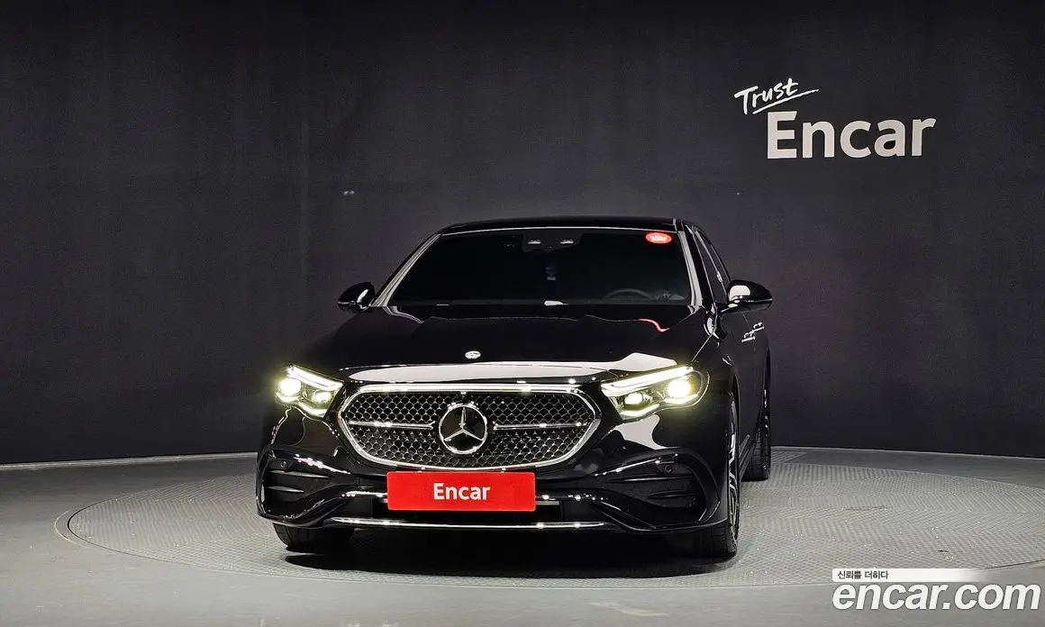 Mercedes-Benz E-Class 2024 2.0 автомат (гидро), фото 3 Mercedes-Benz E-Class 2024 2.0 автомат (гидро), фото 3
