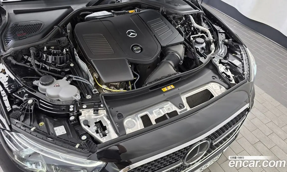 Mercedes-Benz E-Class 2024 2.0 автомат (гидро), фото 6 Mercedes-Benz E-Class 2024 2.0 автомат (гидро), фото 6