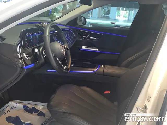 Mercedes-Benz E-Class 2024 2.0 автомат (гидро), миниатюра 10 Mercedes-Benz E-Class 2024 2.0 автомат (гидро), миниатюра 10