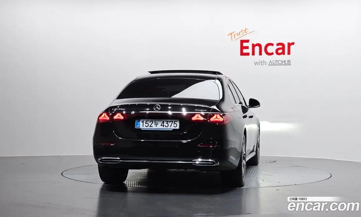 Mercedes-Benz E-Class 2025 2.0 автомат (гидро), фото 4 Mercedes-Benz E-Class 2025 2.0 автомат (гидро), фото 4