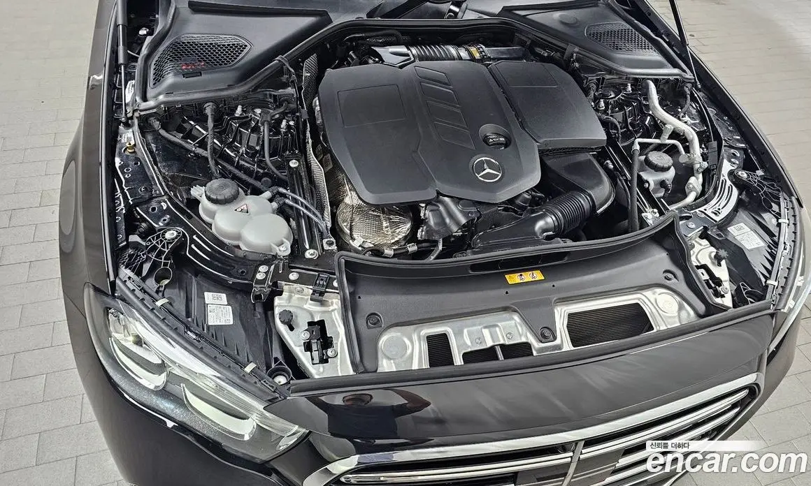 Mercedes-Benz E-Class 2025 2.0 автомат (гидро), фото 6 Mercedes-Benz E-Class 2025 2.0 автомат (гидро), фото 6