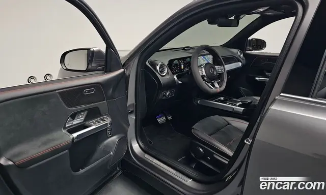 Mercedes-Benz GLB-Class 2022 2.0 автомат (гидро), миниатюра 12