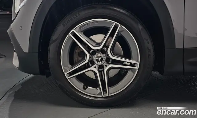 Mercedes-Benz GLB-Class 2022 2.0 автомат (гидро), миниатюра 4 Mercedes-Benz GLB-Class 2022 2.0 автомат (гидро), миниатюра 4