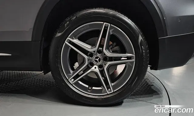Mercedes-Benz GLB-Class 2022 2.0 автомат (гидро), миниатюра 6 Mercedes-Benz GLB-Class 2022 2.0 автомат (гидро), миниатюра 6