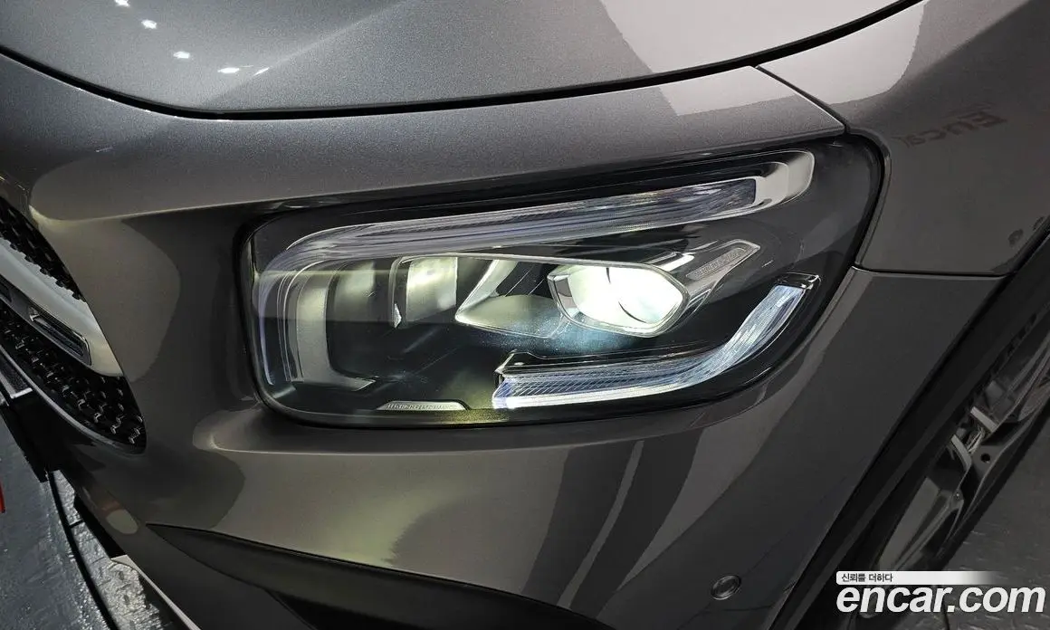 Mercedes-Benz GLB-Class 2022 2.0 автомат (гидро), фото 7 Mercedes-Benz GLB-Class 2022 2.0 автомат (гидро), фото 7