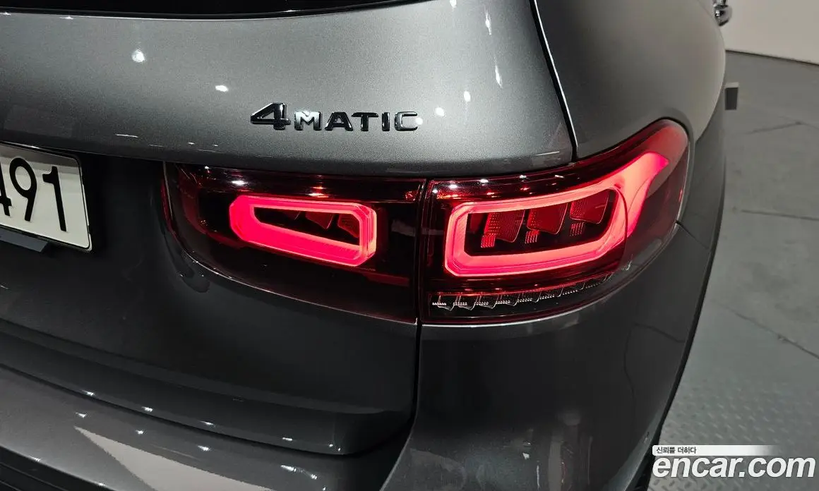 Mercedes-Benz GLB-Class 2022 2.0 автомат (гидро), фото 8 Mercedes-Benz GLB-Class 2022 2.0 автомат (гидро), фото 8