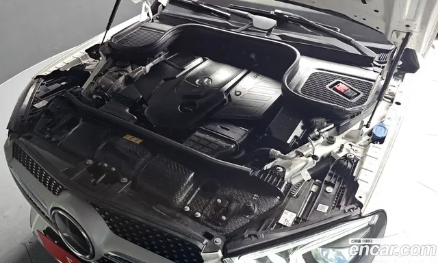 Mercedes-Benz GLE-Class 2023 2.9 автомат (гидро), миниатюра 6