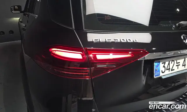 Mercedes-Benz GLE-Class 2023 2.0 автомат (гидро), миниатюра 9 Mercedes-Benz GLE-Class 2023 2.0 автомат (гидро), миниатюра 9