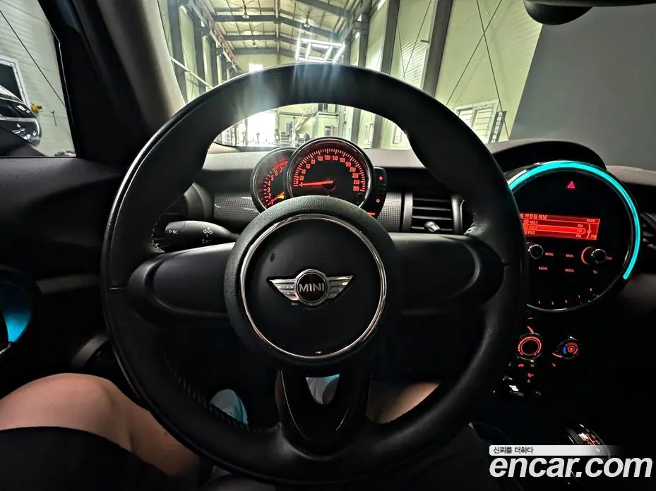 Mini Cooper 2017 1.5 автомат (гидро), фото 14 Mini Cooper 2017 1.5 автомат (гидро), фото 14