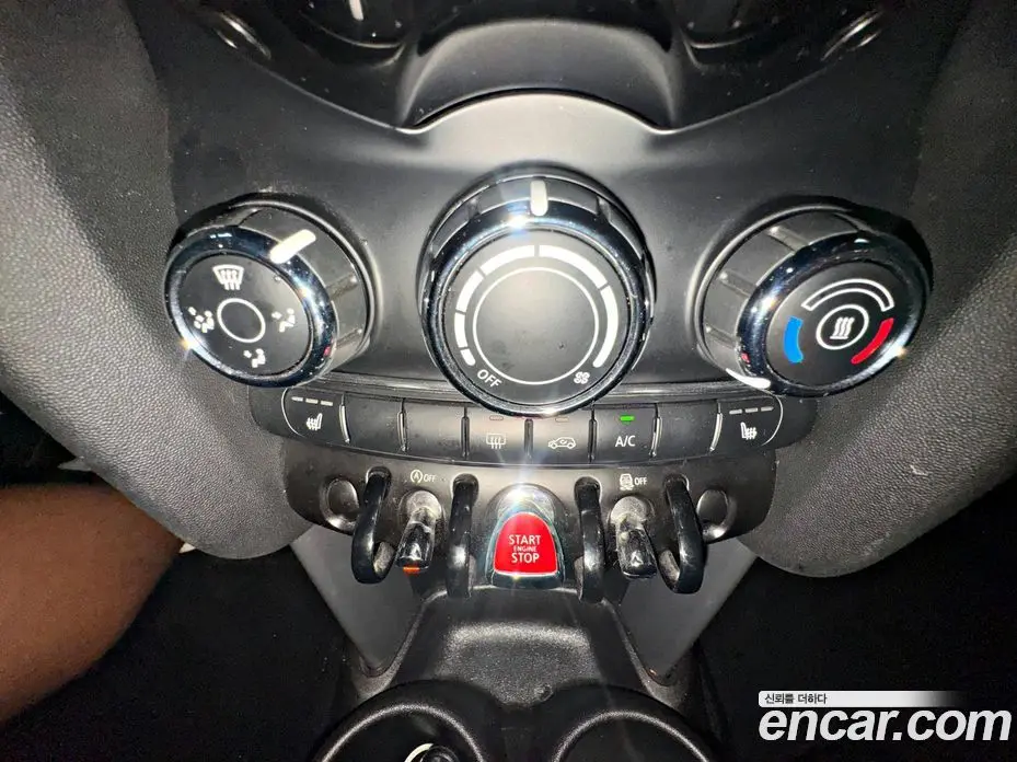 Mini Cooper 2017 1.5 автомат (гидро), фото 17 Mini Cooper 2017 1.5 автомат (гидро), фото 17