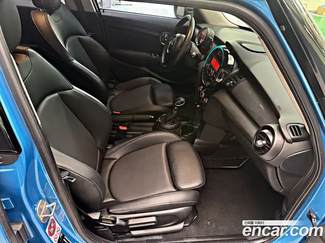 Mini Cooper 2017 1.5 автомат (гидро), миниатюра 10 Mini Cooper 2017 1.5 автомат (гидро), миниатюра 10