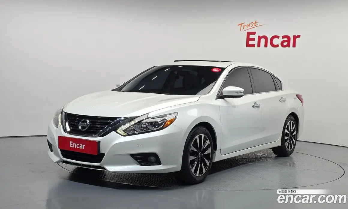 Nissan Altima 2018 2.5 автомат (гидро), фото 1 Nissan Altima 2018 2.5 автомат (гидро), фото 1