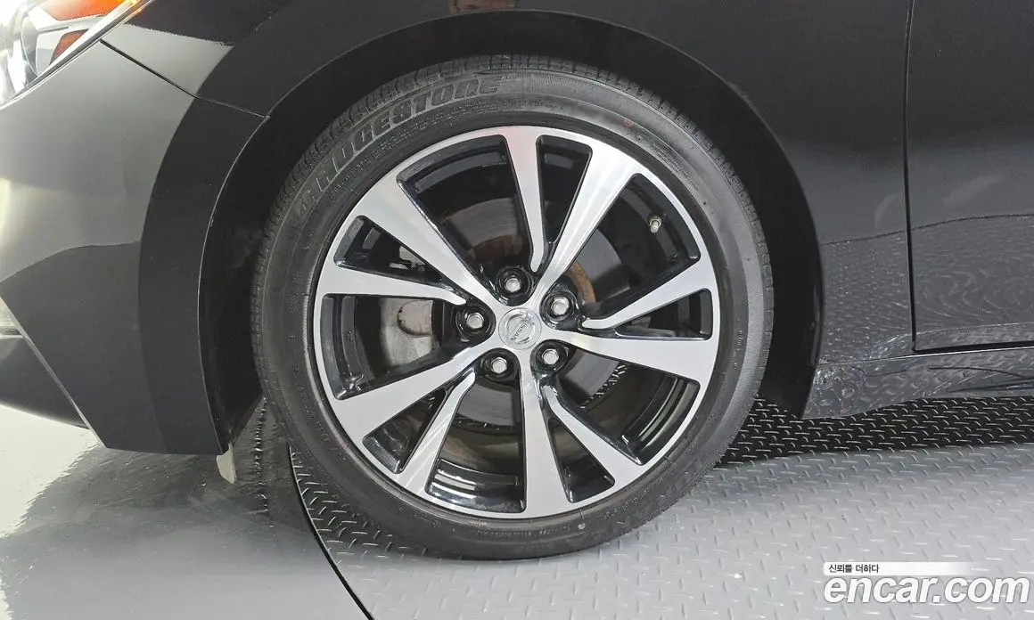 Nissan Maxima 2018 3.5 автомат (гидро), фото 5 Nissan Maxima 2018 3.5 автомат (гидро), фото 5