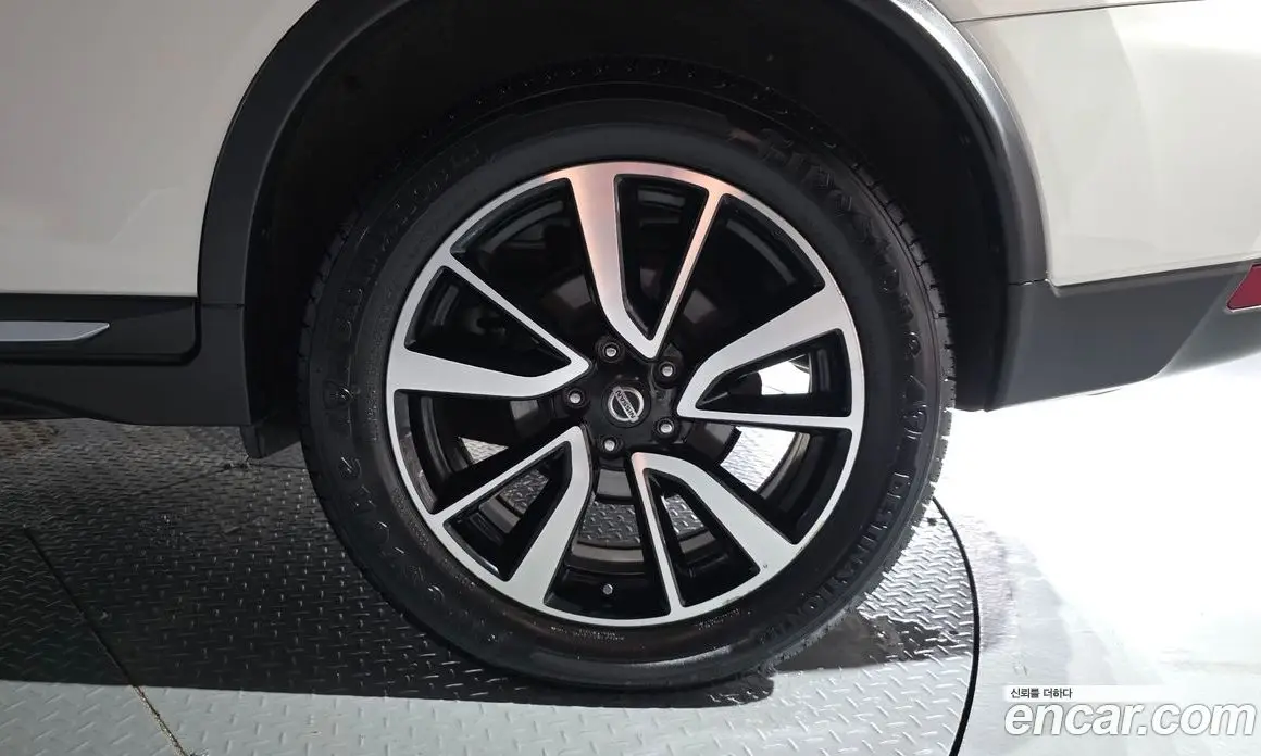 Nissan X-Trail 2018 2.5 автомат (гидро), фото 7 Nissan X-Trail 2018 2.5 автомат (гидро), фото 7