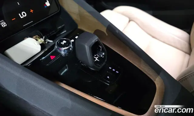 Polestar Polestar 2 2022 0.2 автомат (гидро), миниатюра 11 Polestar Polestar 2 2022 0.2 автомат (гидро), миниатюра 11