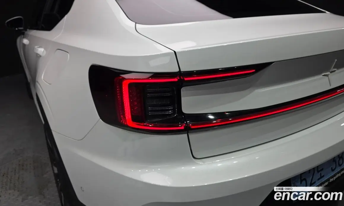 Polestar Polestar 2 2022 0.2 автомат (гидро), фото 8 Polestar Polestar 2 2022 0.2 автомат (гидро), фото 8