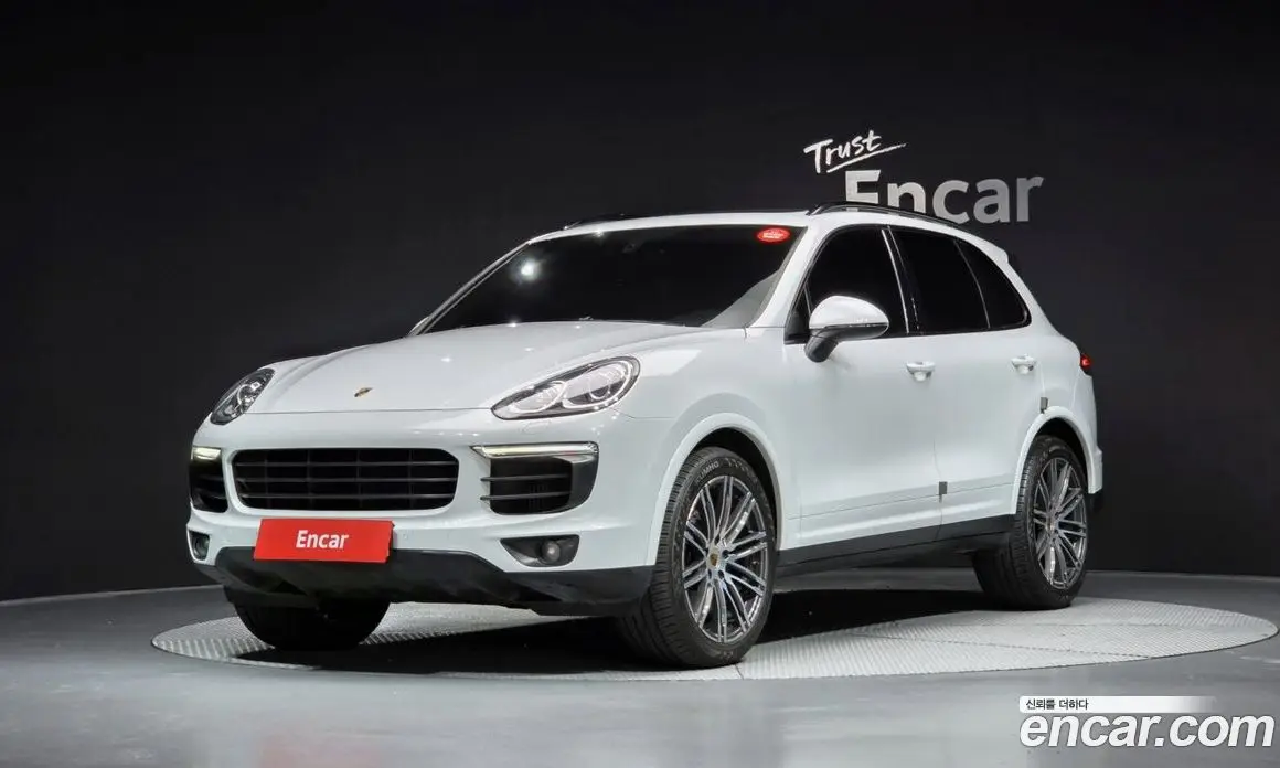 Porsche Cayenne 2016 3.0 автомат (гидро), фото 1 Porsche Cayenne 2016 3.0 автомат (гидро), фото 1