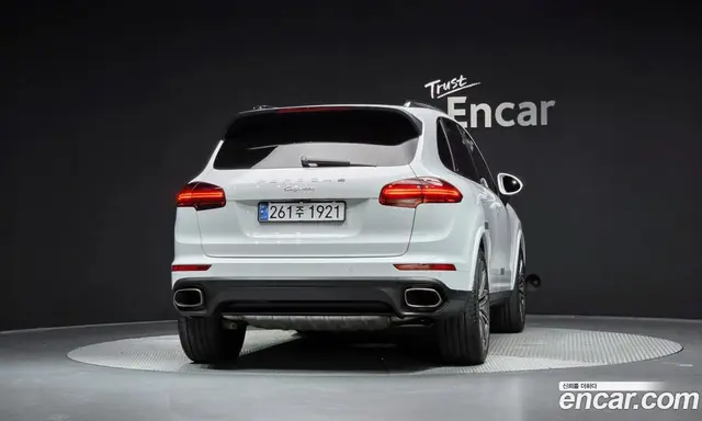 Porsche Cayenne 2016 3.0 автомат (гидро), миниатюра 4 Porsche Cayenne 2016 3.0 автомат (гидро), миниатюра 4