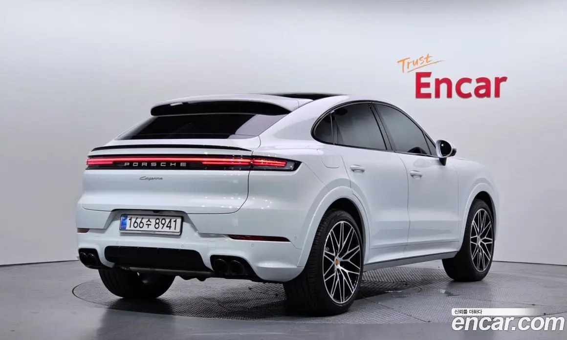 Porsche Cayenne 2025 3.0 автомат (гидро), фото 2 Porsche Cayenne 2025 3.0 автомат (гидро), фото 2