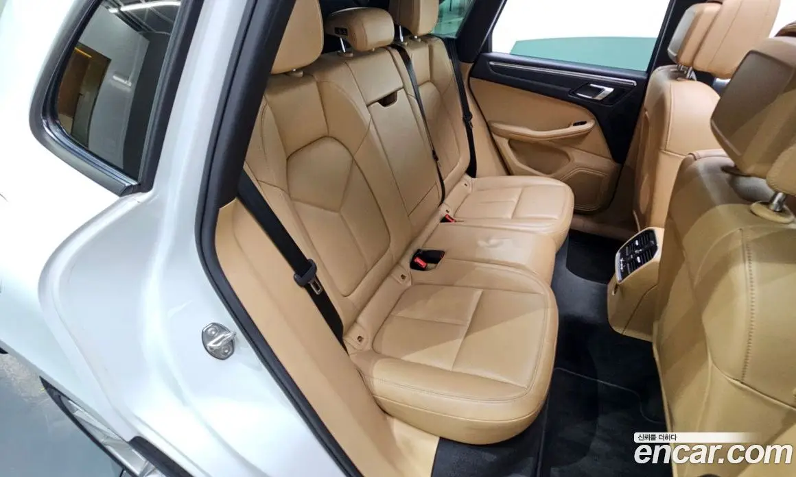 Porsche Macan 2018 2.0 автомат (гидро), фото 11 Porsche Macan 2018 2.0 автомат (гидро), фото 11