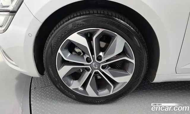 Renault (Samsung) SM6 2018 2.0 автомат (гидро), миниатюра 7