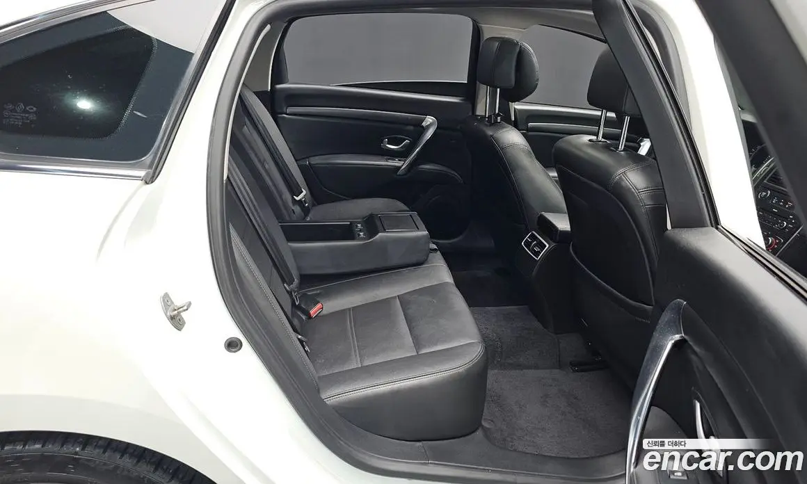 Renault (Samsung) SM7 2015 2.0 автомат (гидро), фото 17 Renault (Samsung) SM7 2015 2.0 автомат (гидро), фото 17