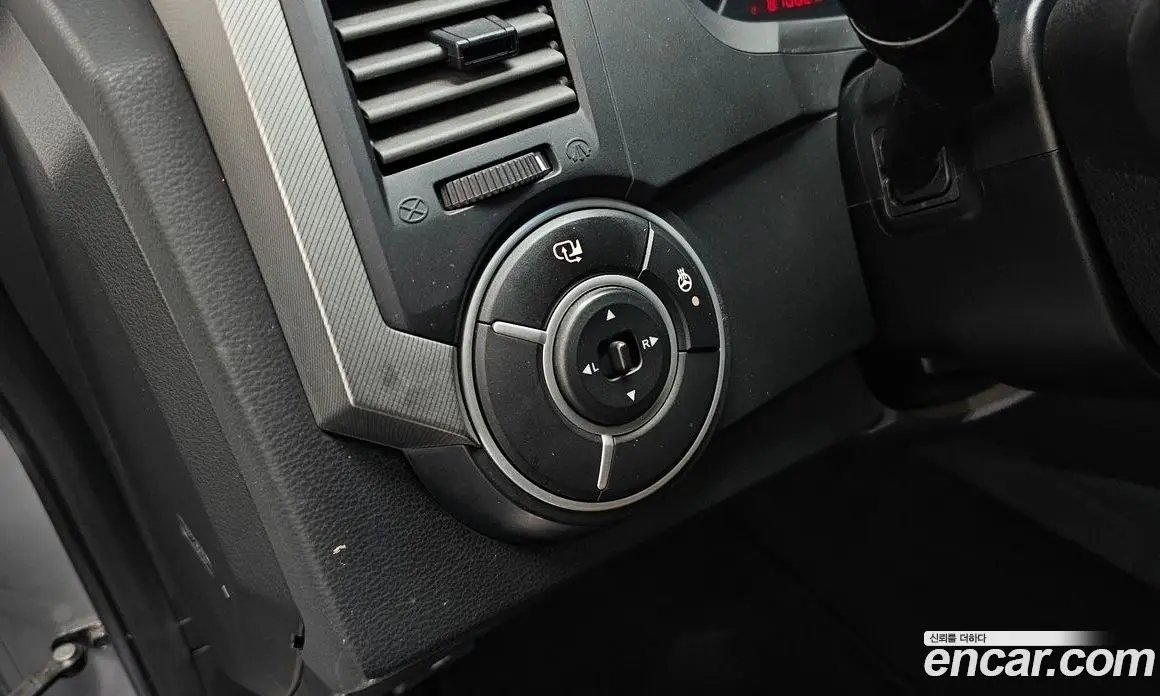 SsangYong Korando 2014 2.0 автомат (гидро), фото 27 SsangYong Korando 2014 2.0 автомат (гидро), фото 27