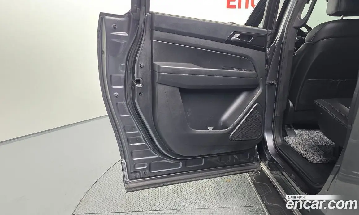 SsangYong Rexton 2019 2.2 автомат (гидро), фото 15