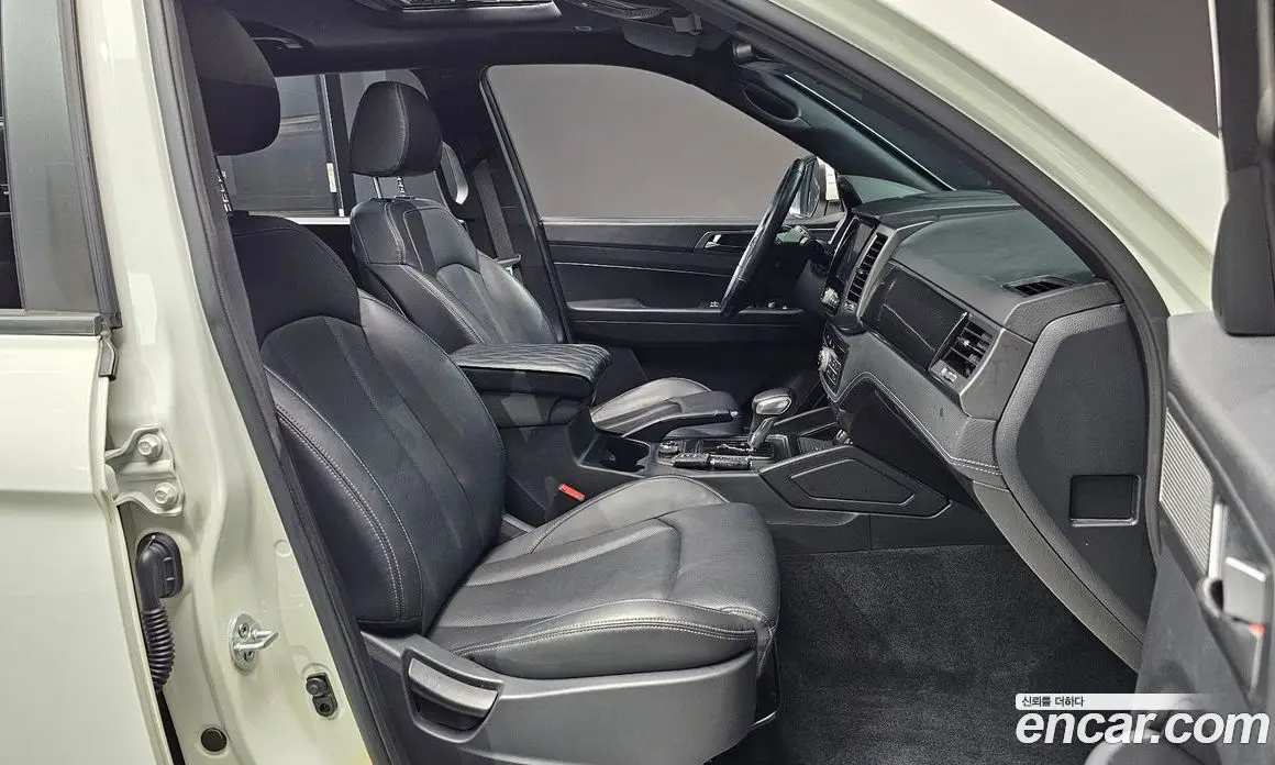 SsangYong Rexton 2022 2.2 автомат (гидро), фото 12 SsangYong Rexton 2022 2.2 автомат (гидро), фото 12