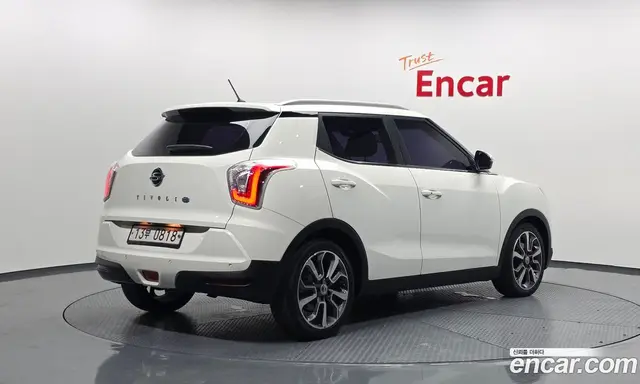SsangYong TIBOLI 2015 1.6 автомат (гидро), миниатюра 2 SsangYong TIBOLI 2015 1.6 автомат (гидро), миниатюра 2