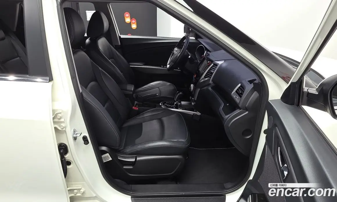 SsangYong TIBOLI 2015 1.6 автомат (гидро), фото 12 SsangYong TIBOLI 2015 1.6 автомат (гидро), фото 12