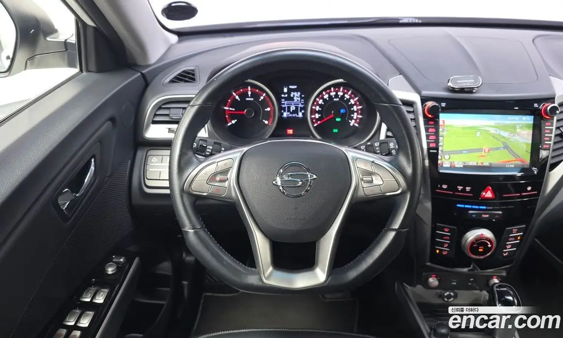 SsangYong TIBOLI 2015 1.6 автомат (гидро), фото 15 SsangYong TIBOLI 2015 1.6 автомат (гидро), фото 15