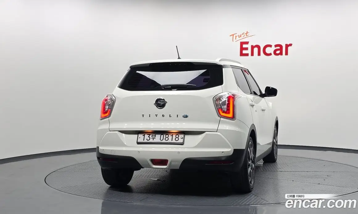 SsangYong TIBOLI 2015 1.6 автомат (гидро), фото 4 SsangYong TIBOLI 2015 1.6 автомат (гидро), фото 4