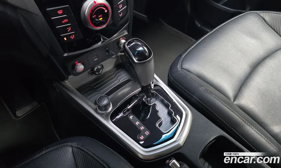 SsangYong TIBOLI 2015 1.6 автомат (гидро), фото 9 SsangYong TIBOLI 2015 1.6 автомат (гидро), фото 9