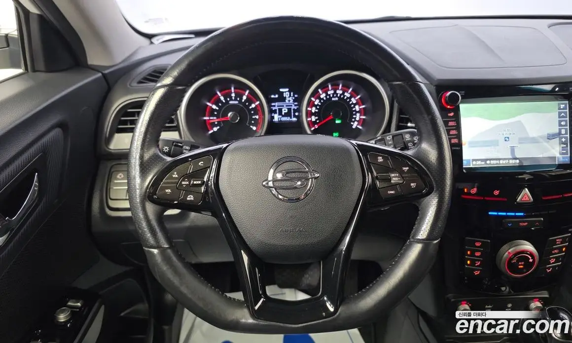 SsangYong TIBOLI 2018 1.6 автомат (гидро), фото 14 SsangYong TIBOLI 2018 1.6 автомат (гидро), фото 14