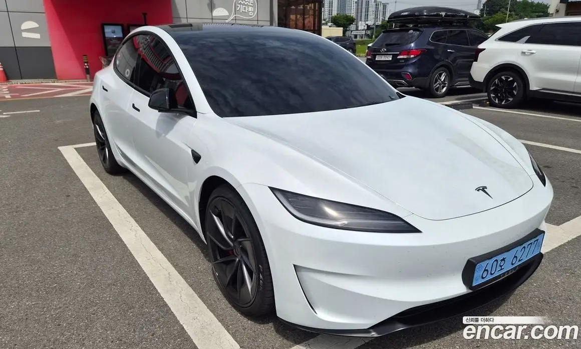 Tesla Model 3 2026 автомат (гидро), фото 2 Tesla Model 3 2026 автомат (гидро), фото 2