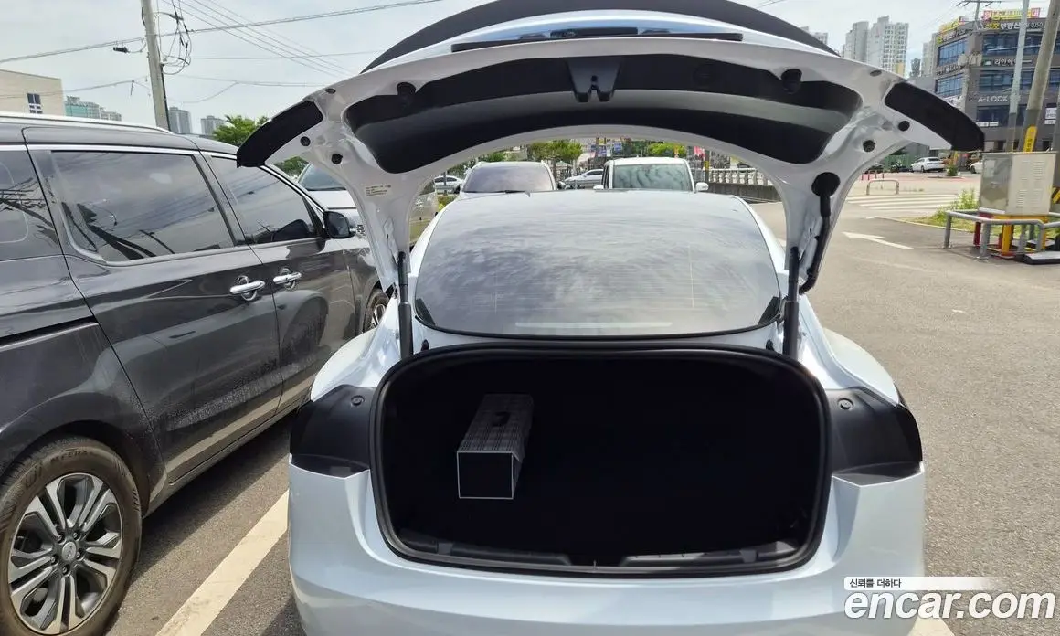 Tesla Model 3 2026 автомат (гидро), фото 16 Tesla Model 3 2026 автомат (гидро), фото 16