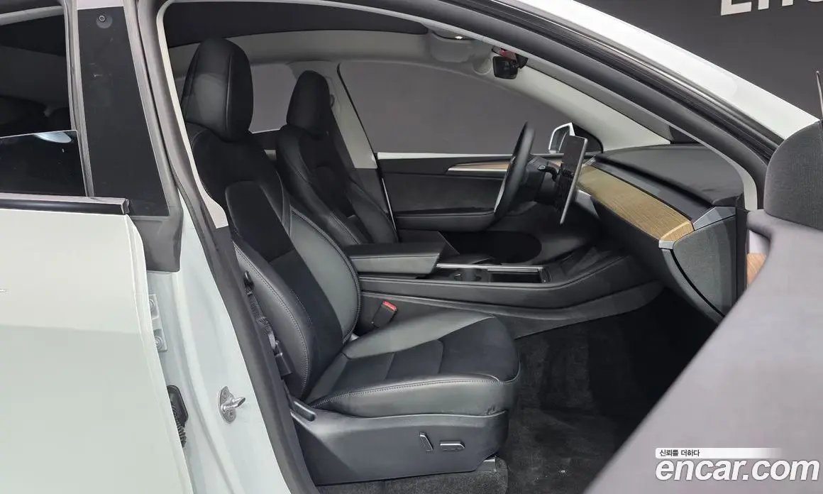 Tesla Model Y 2023 0.2 автомат (гидро), фото 16 Tesla Model Y 2023 0.2 автомат (гидро), фото 16