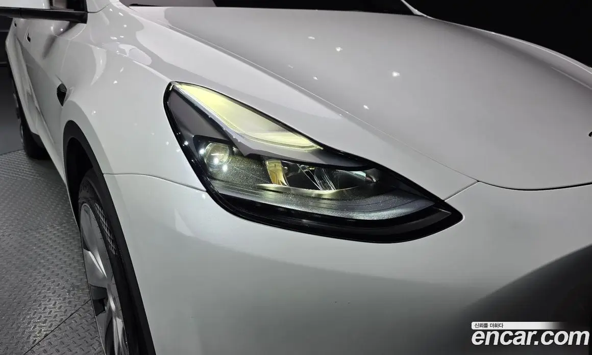 Tesla Model Y 2023 0.2 автомат (гидро), фото 8 Tesla Model Y 2023 0.2 автомат (гидро), фото 8