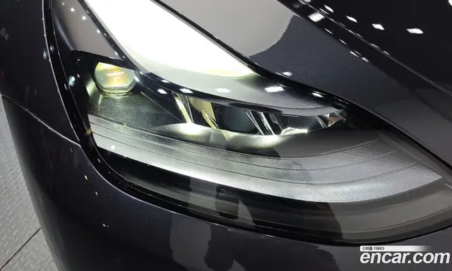 Tesla Model Y 2024 0.2 автомат (гидро), миниатюра 8 Tesla Model Y 2024 0.2 автомат (гидро), миниатюра 8