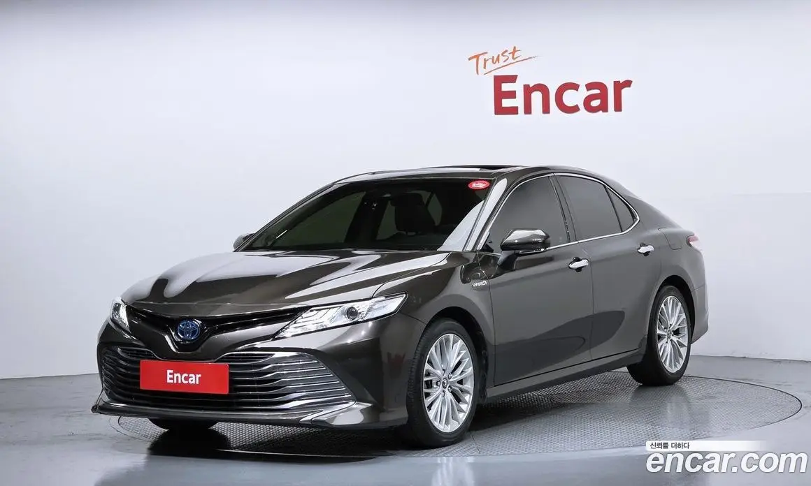 Toyota Camry 2017 2.5 автомат (гидро), фото 1 Toyota Camry 2017 2.5 автомат (гидро), фото 1