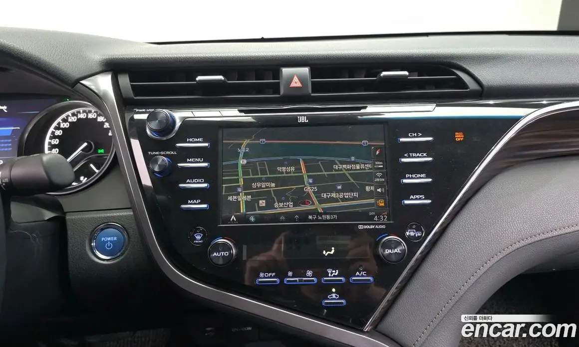 Toyota Camry 2017 2.5 автомат (гидро), фото 20 Toyota Camry 2017 2.5 автомат (гидро), фото 20
