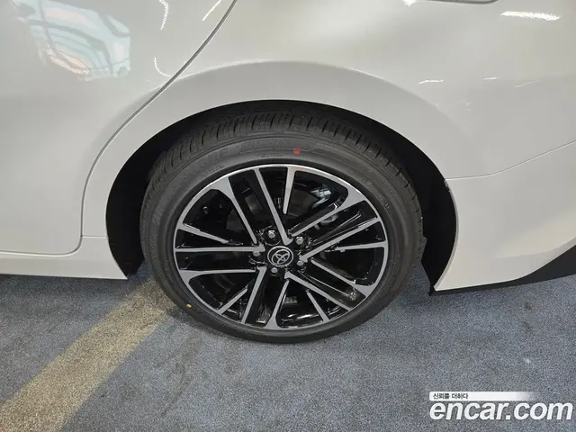Toyota Camry 2026 2.5 автомат (гидро), миниатюра 5 Toyota Camry 2026 2.5 автомат (гидро), миниатюра 5
