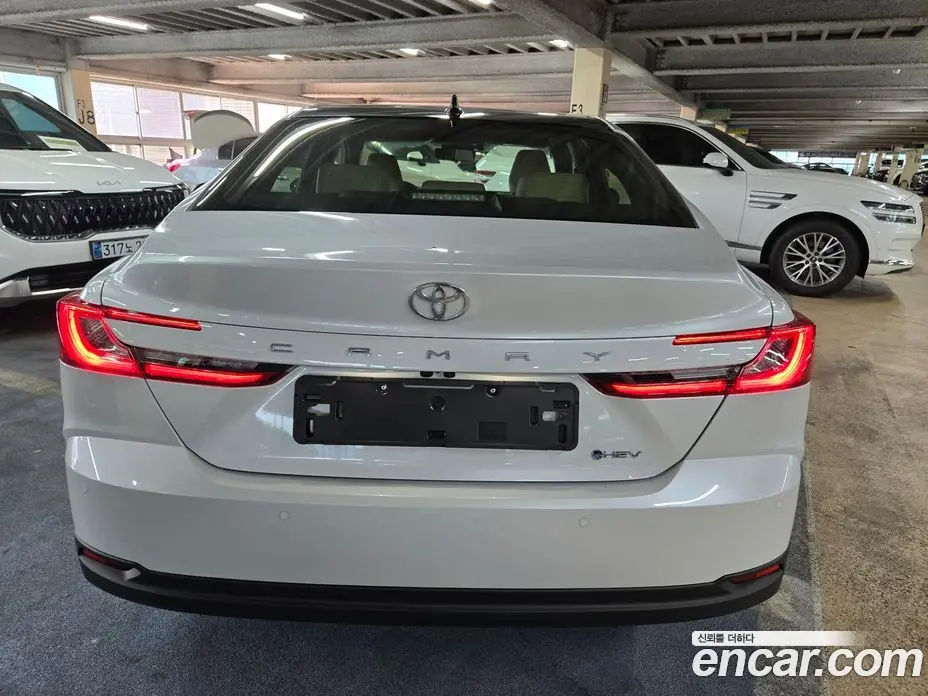 Toyota Camry 2026 2.5 автомат (гидро), фото 8 Toyota Camry 2026 2.5 автомат (гидро), фото 8