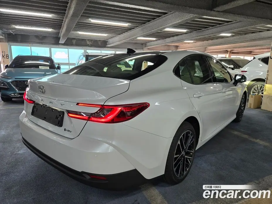 Toyota Camry 2026 2.5 автомат (гидро), фото 10 Toyota Camry 2026 2.5 автомат (гидро), фото 10