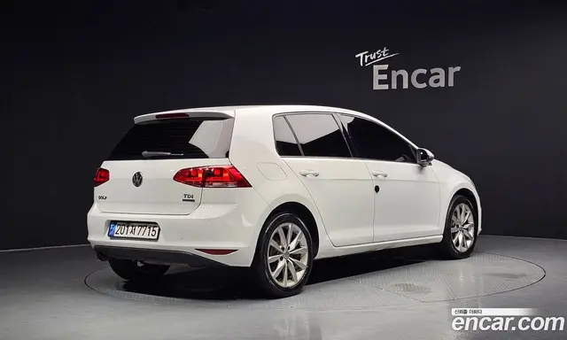 Volkswagen Golf 2014 1.6 автомат (гидро), миниатюра 2 Volkswagen Golf 2014 1.6 автомат (гидро), миниатюра 2