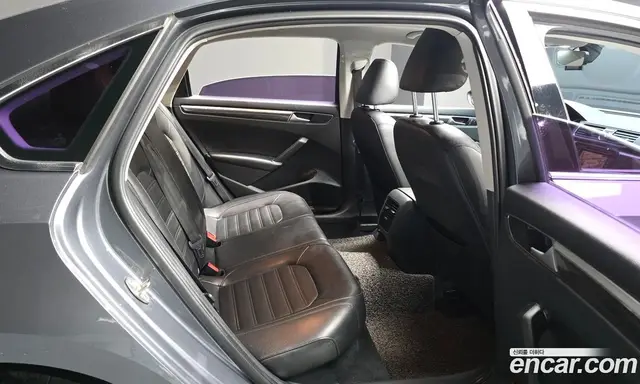 Volkswagen Passat 2016 1.8 автомат (гидро), миниатюра 11 Volkswagen Passat 2016 1.8 автомат (гидро), миниатюра 11